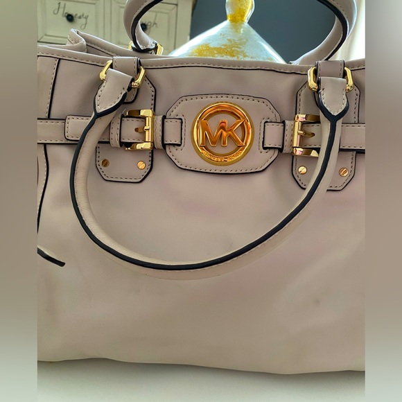 Michael Kors satchel bag - Picture 2 of 10